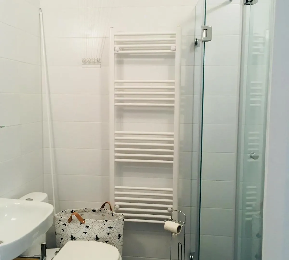 Unique And Stylish Downtown Apartment Budapesta