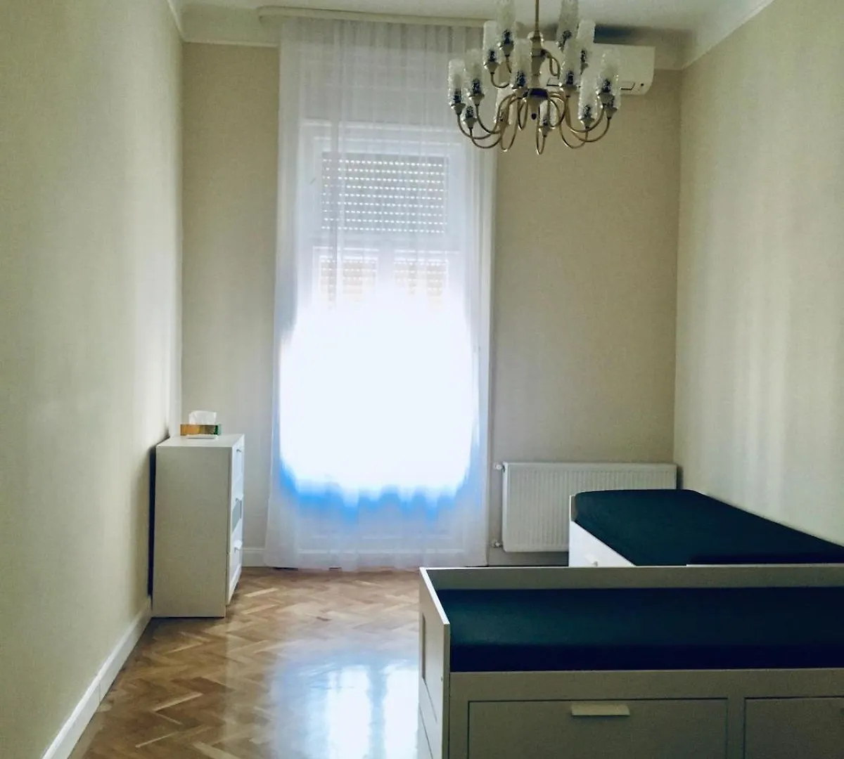 Unique And Stylish Downtown Apartment Budapesta 0*,